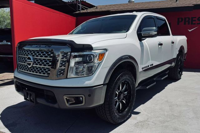 2018 Nissan Titan Crew Cab