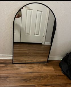 Beautiful Arched wall mirror