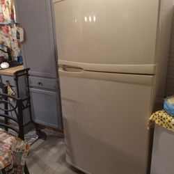 Fridge