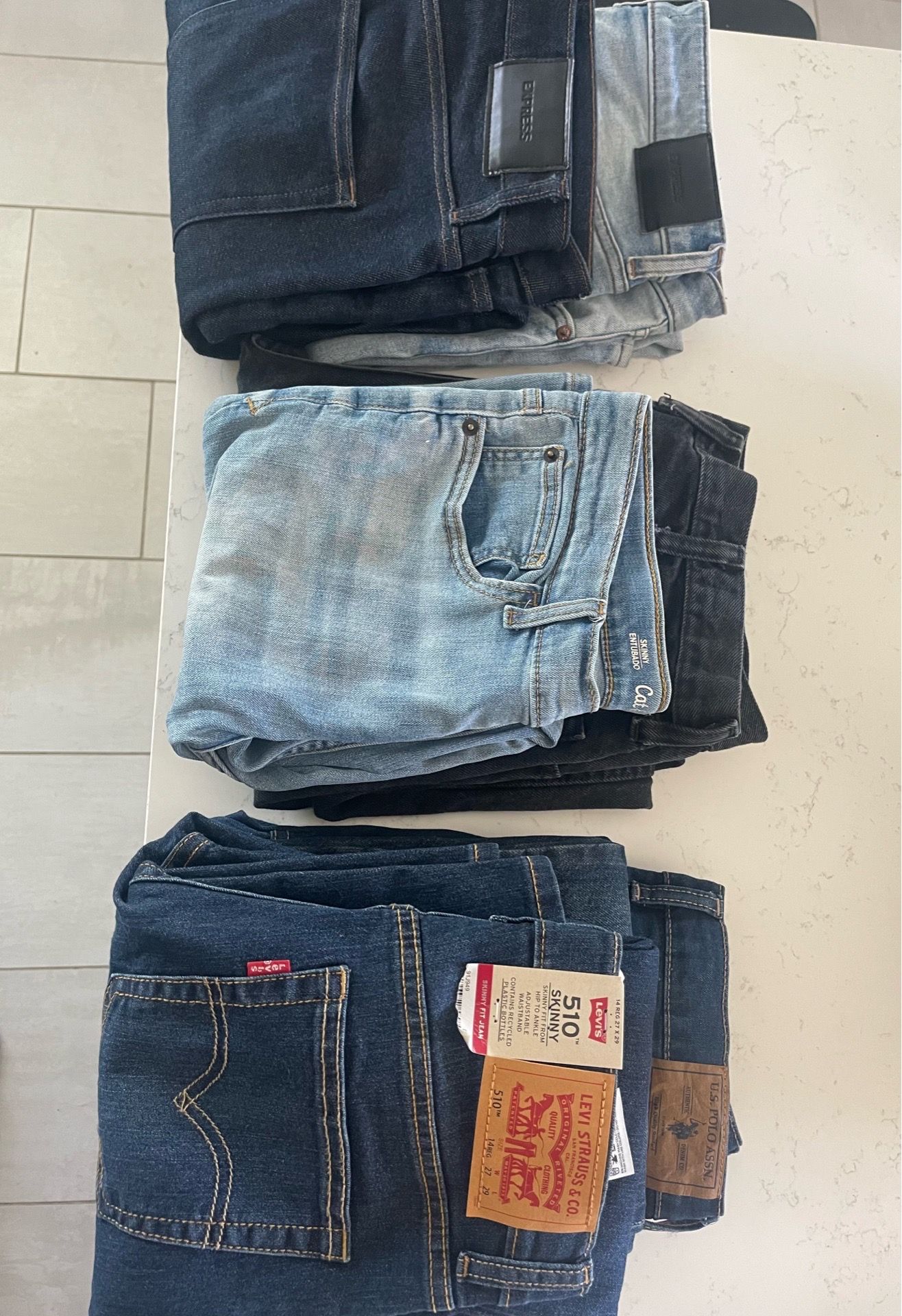 Stylish Men’s & Boys Jeans Lot – Must Go