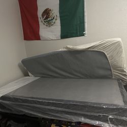 Twins Beds The Box Mattress Is New And Has Plastic 