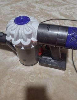 DYSON