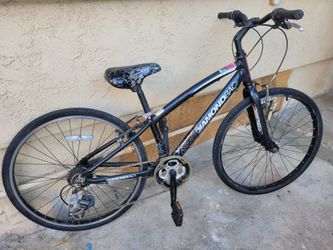 Small riders bike diamondback hybrid for