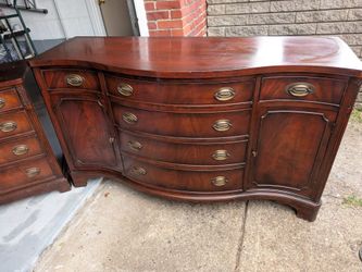 Duncan Phyfe vintage furniture cabinet chest