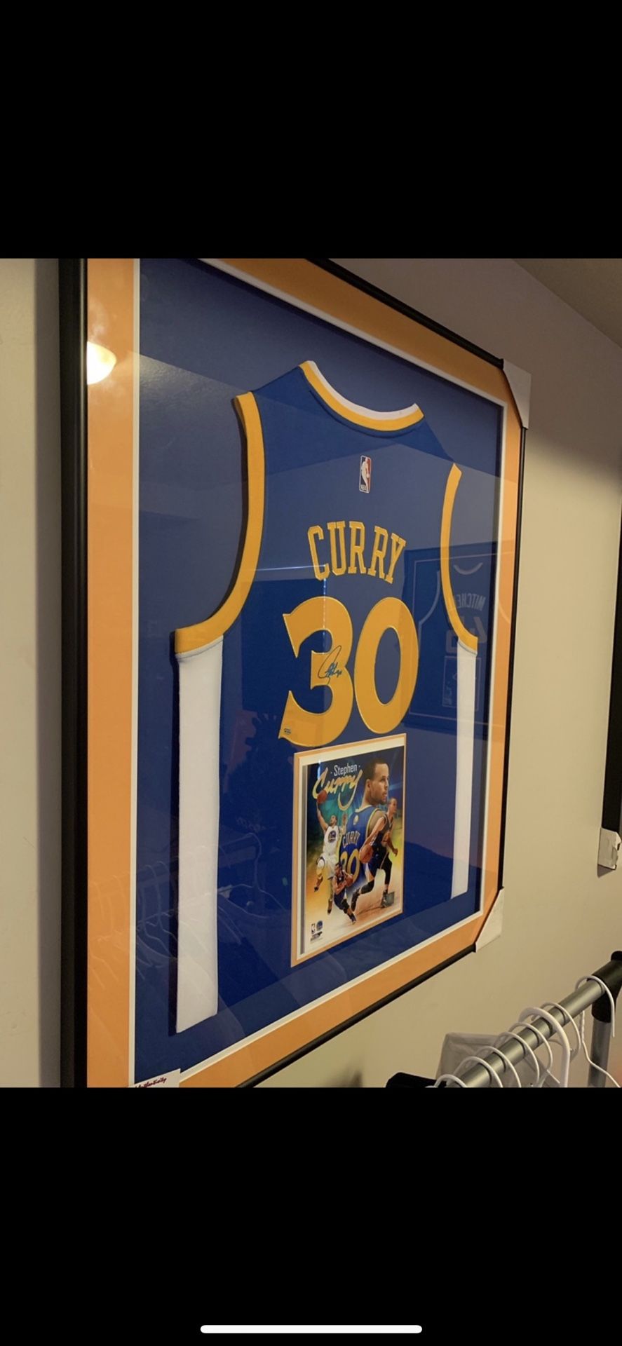 (read Description) STEPH CURRY SIGNED JSA DISPLAY JERSEY 