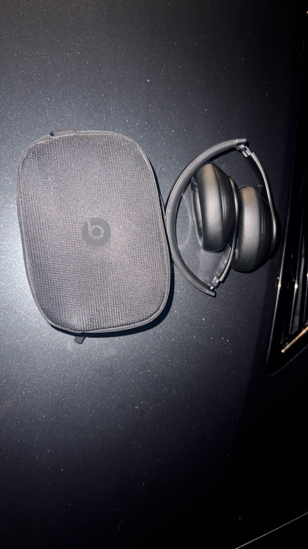 BEATS STUDIO PRO (BRAND NEW)