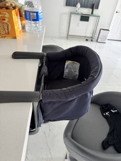 EnglesinaPortable High Chair