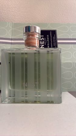 NEST New York - wellness reed diffuser - Eucalyptus