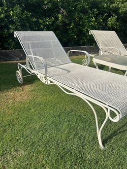 Salterini Woodard Wrought Iron Outdoor Chaise Lounge Reclining Patio Chairs