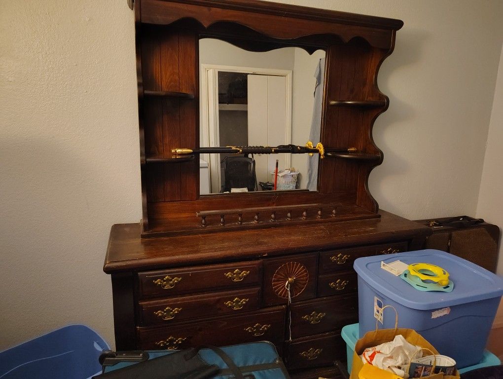 Dresser And mirror $50 OBO