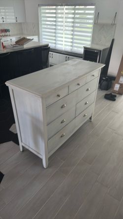 9 drawer Sold wood dresser