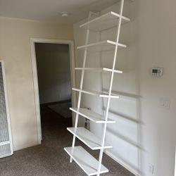 8’ White Shelf Unit