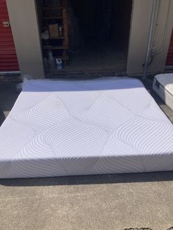 King Memory Foam Mattress $150