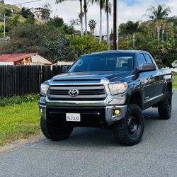 2014 TOYOTA TUNDRA SR5