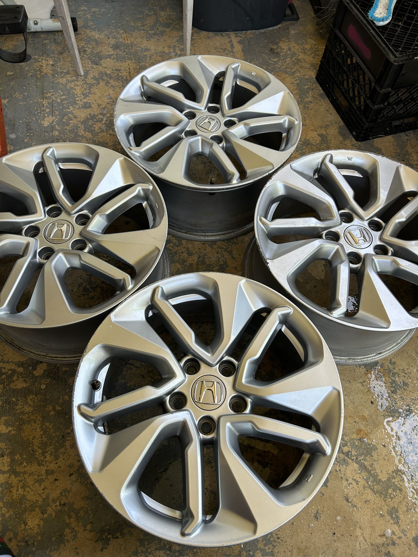Used 2019 Honda Accord Rims Set 17x7-1/2 alloy 10 spoke LX 1.5 Grade C