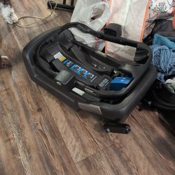 Nuna Pipa Base & Stroller Adapter 