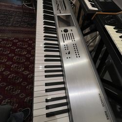 Kronos Music Workstation Korg Electric Keyboard 