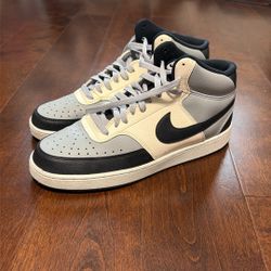 Nike Court Visions Size 10