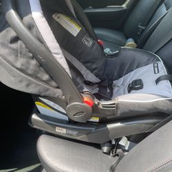 Snug Ride 35 infant seat