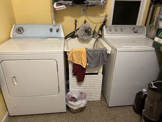 Washer And Dryer Gas Really Good Condition