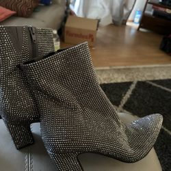Flashy Boots 