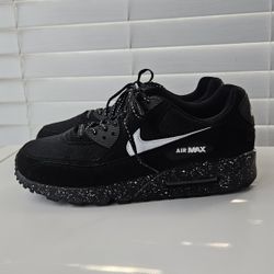 Mens NIKE Shoes Size 12