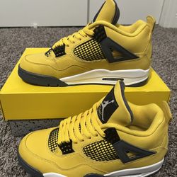 Jordan 4 Lightning 