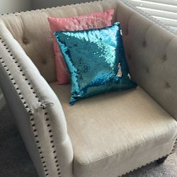 Tufted Chair