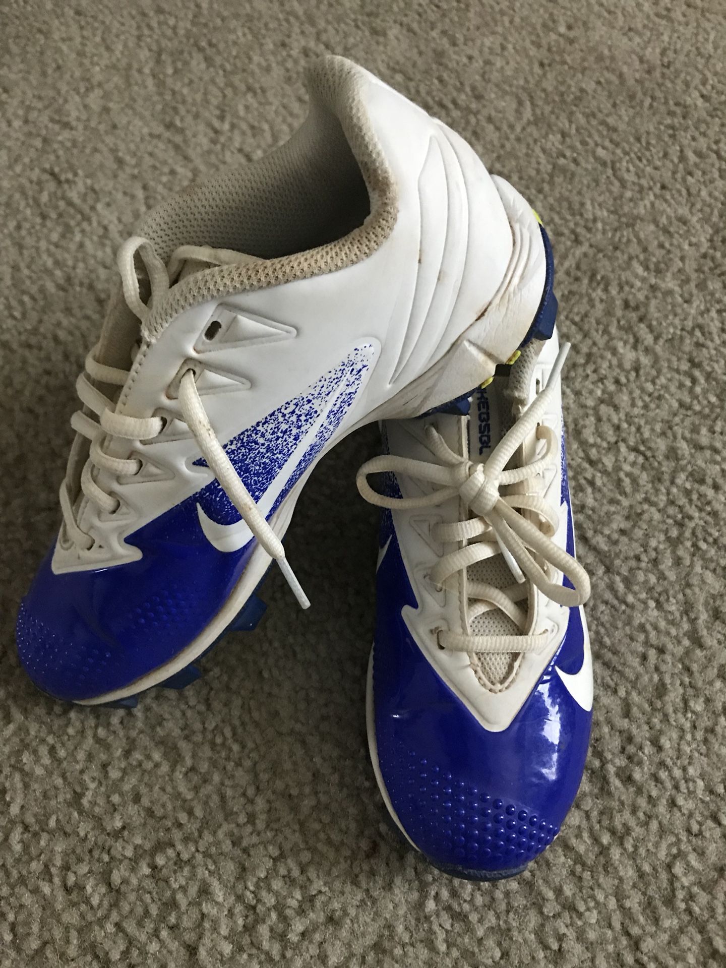 Nike Vapor youth baseball cleats size 2.5
