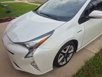 2017 toyota prius four touring