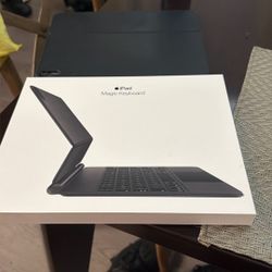 Magic keypad For iPad 