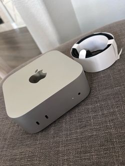 Apple Mac mini M4 chip! 256gb 16GB ram! Barely used! Come with original box