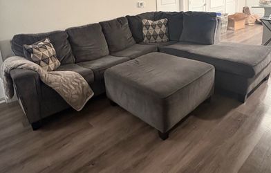 Couch sectional