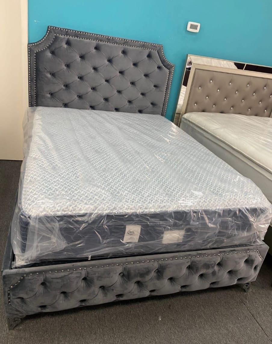 Queen Bed Frame With Mattress Pillow Top