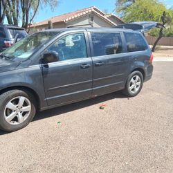 2011 Volkswagen Routan