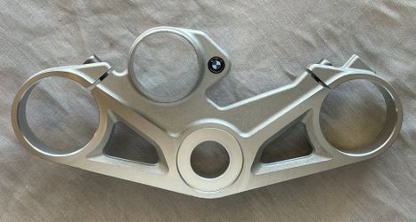 BMW S1000RR Upper fork bridge triple tree