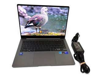 SAMSUNG GALAXY BOOK 5 PRO 14" 3K INTEL ULTRA 7 16GB RAM 512GB SSD (CMP129711