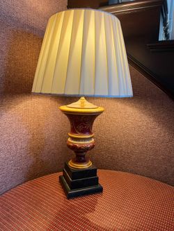 Table lamp