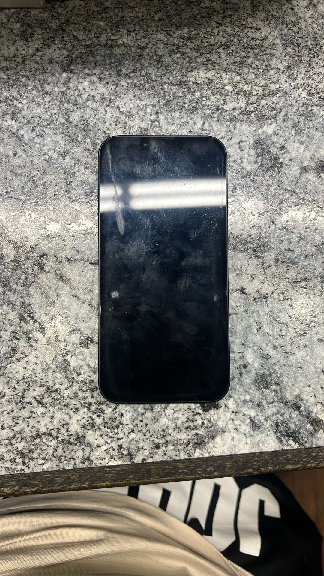iPhone 13 Pro – iCloud Locked