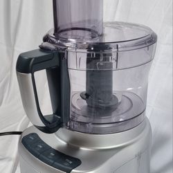 Cuisinart 8 Cup Elemental Food Proccessor New Without Box.
