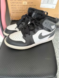 Jordan 1 kids size 1