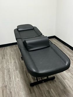 Massage table