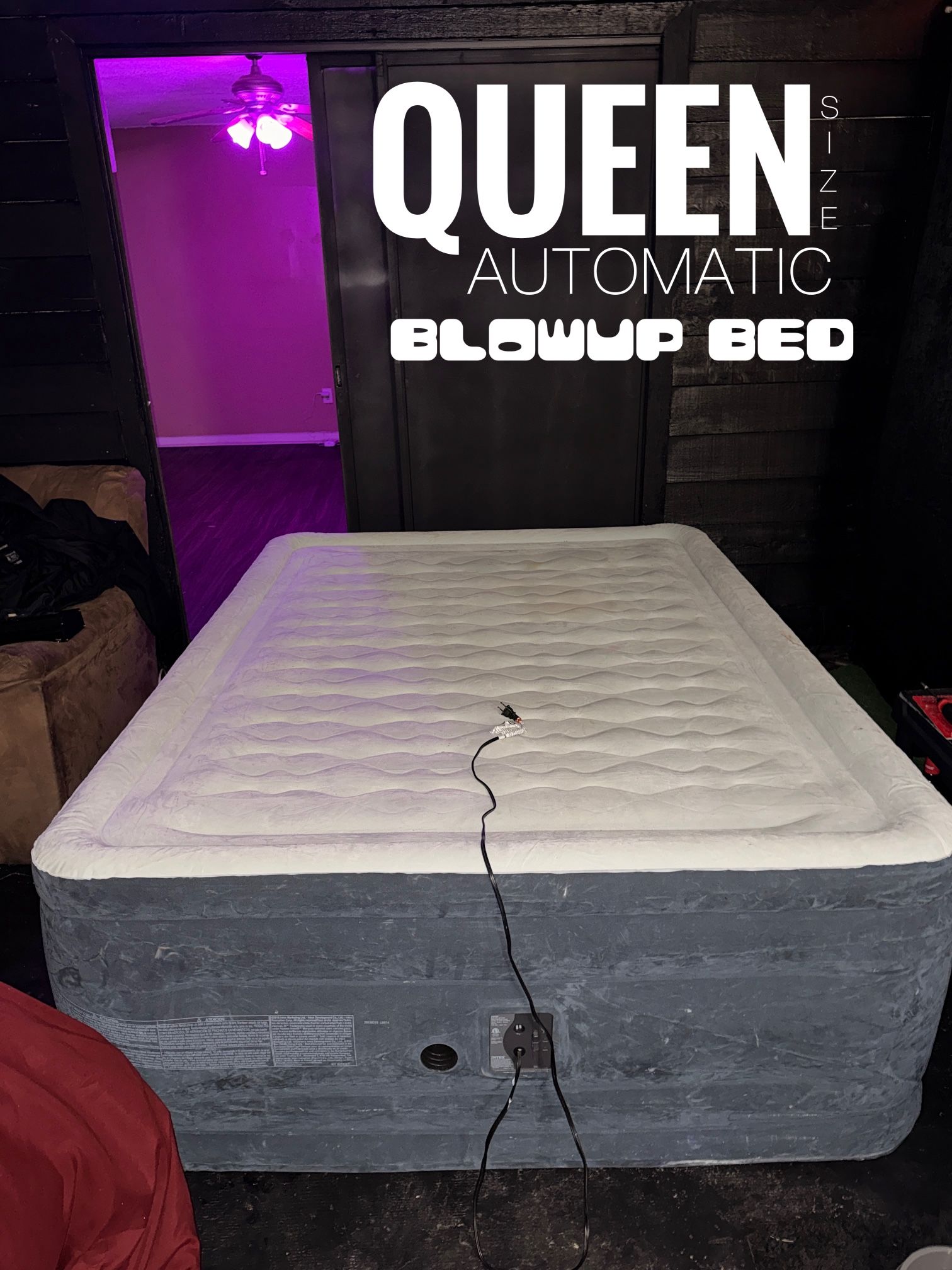 Fast inflating Queen Automatic Air Mattress – Like New!