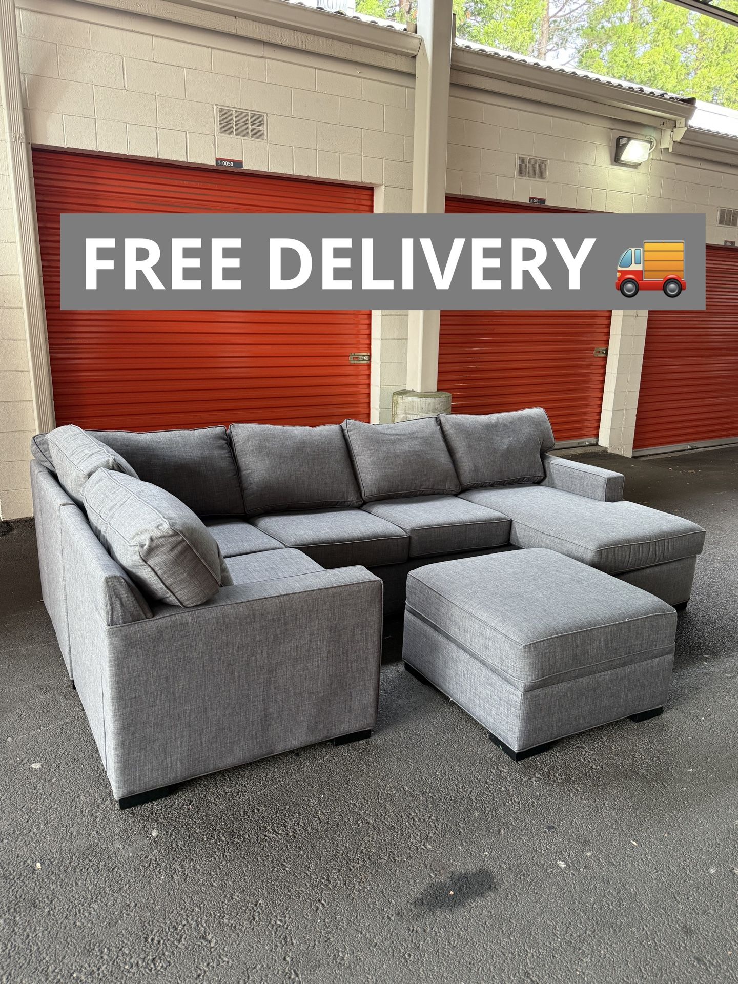 Large Stanton Sectional Couch ποΈ- FREE DELIVERY π