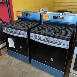 New Whirlpool 5 Burner Gas Stove With Air Fry 30” Wide 
