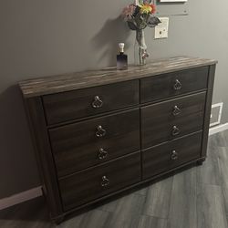 Ashley Wood RUSTIC STYLE 6 Drawer Dresser! PICK UP ONLY