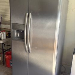 Stainless Steel Frigidaire fridge 