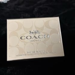 coach perfume  1fl Oz