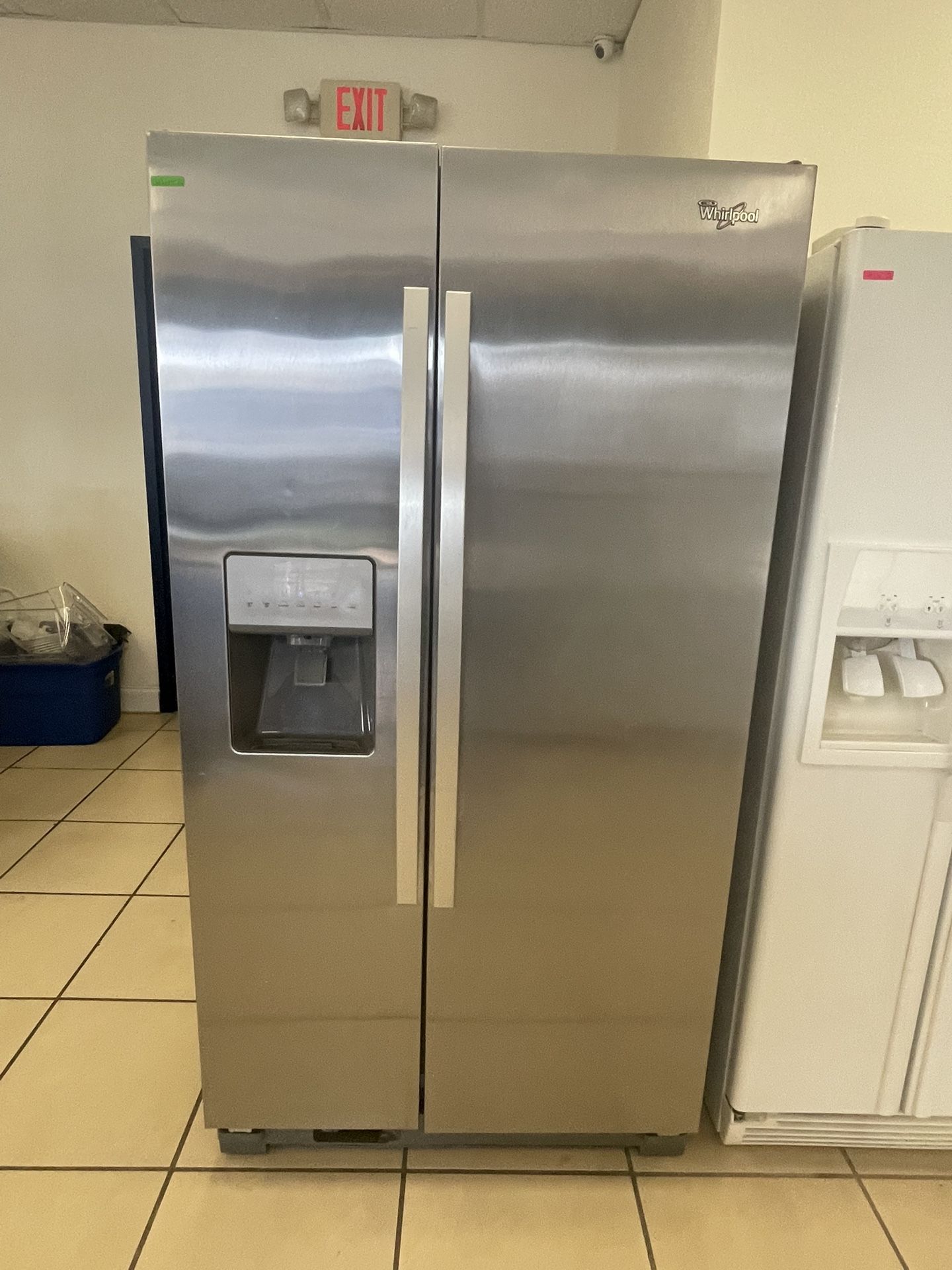 WHIRLPOOL SIDE BY SIDE FRIDGE STAINLESS STEEL