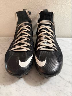 NIKE MEN'S Size 9 Vapor Edge 360 Untouchable Mid Football Cleats